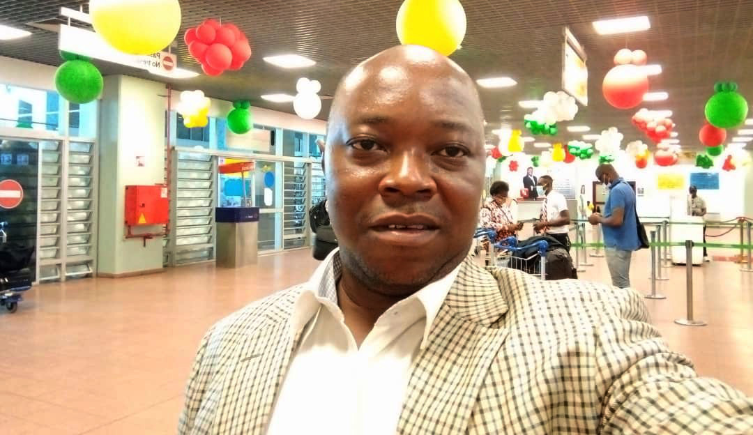 Intimidation contre les journalistes. Samuel Bondjock , physiquement agressé à Bangangté, judiciairement harcelé à Yaoundé