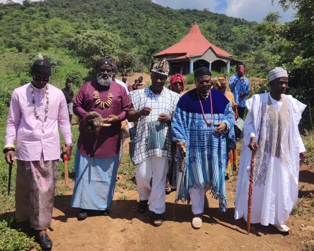 Conflits fonciers entre communautés. Deux campements mbororos incendiés à Foumbot