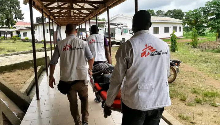 Cinq employés de Médecins sans frontières acquittés